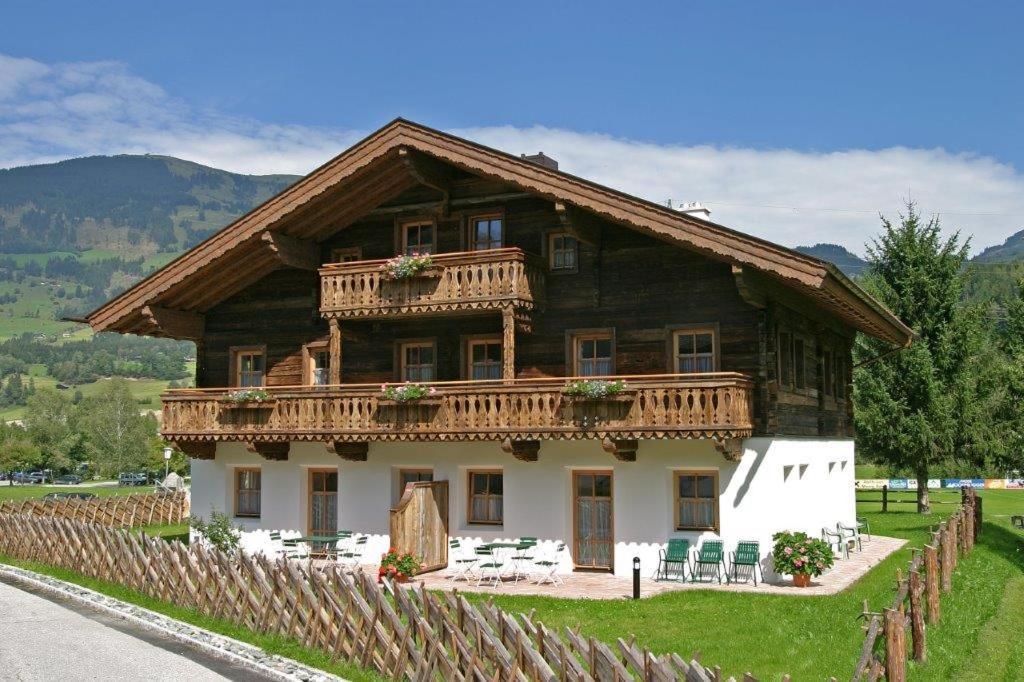 Апартаменти Neuhaushof Голлерсбах-ім-Пінцґау Екстер'єр фото