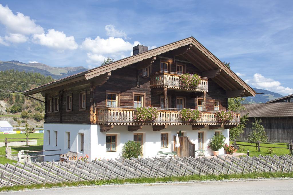Апартаменти Neuhaushof Голлерсбах-ім-Пінцґау Екстер'єр фото